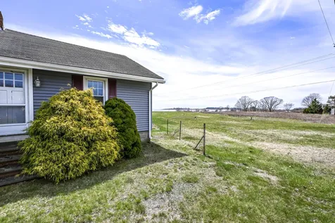 60 Richmond Terrace Cape Elizabeth ME 04107