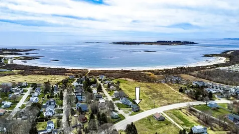 60 Richmond Terrace Cape Elizabeth ME 04107