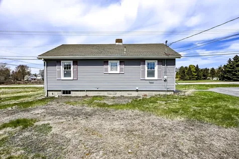 60 Richmond Terrace Cape Elizabeth ME 04107