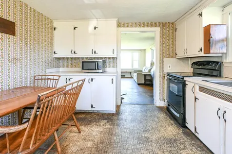 60 Richmond Terrace Cape Elizabeth ME 04107