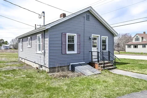 60 Richmond Terrace Cape Elizabeth ME 04107