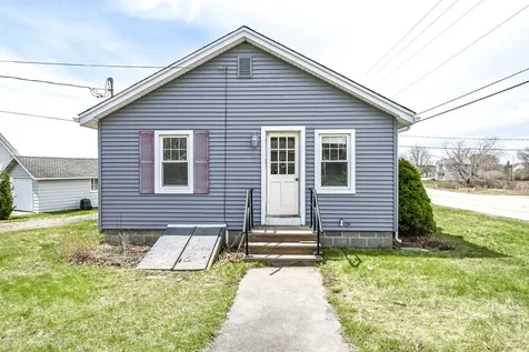 60 Richmond Terrace Cape Elizabeth ME 04107