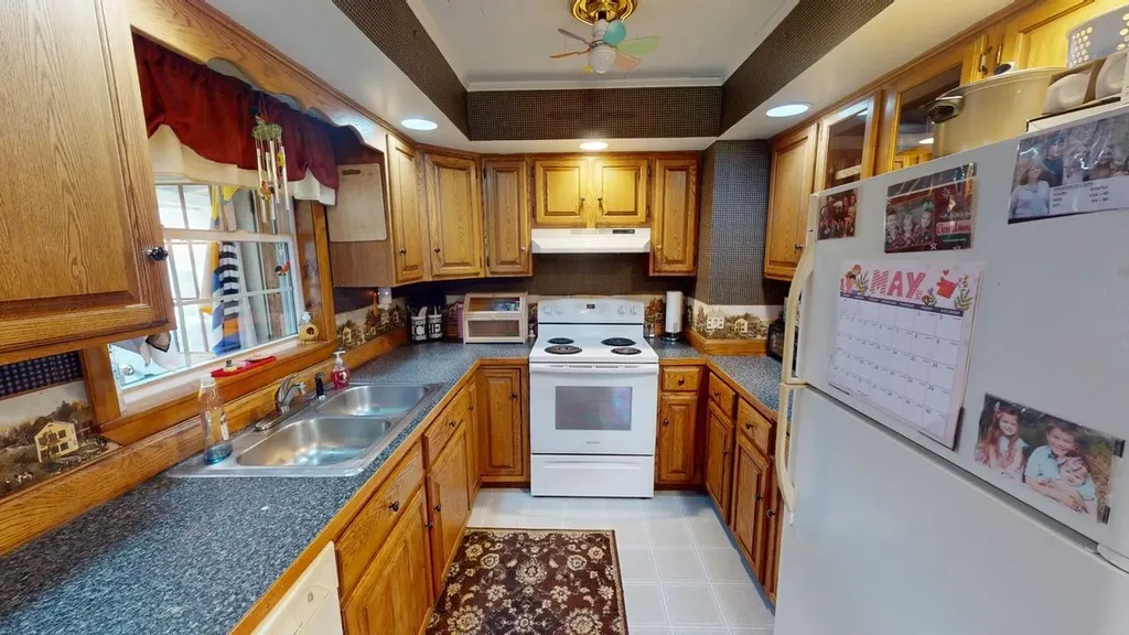 43 Medway Road Mattawamkeag ME 04459