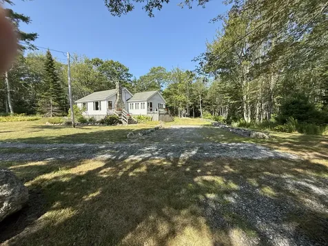45 Old Mill Road Bristol ME 04554