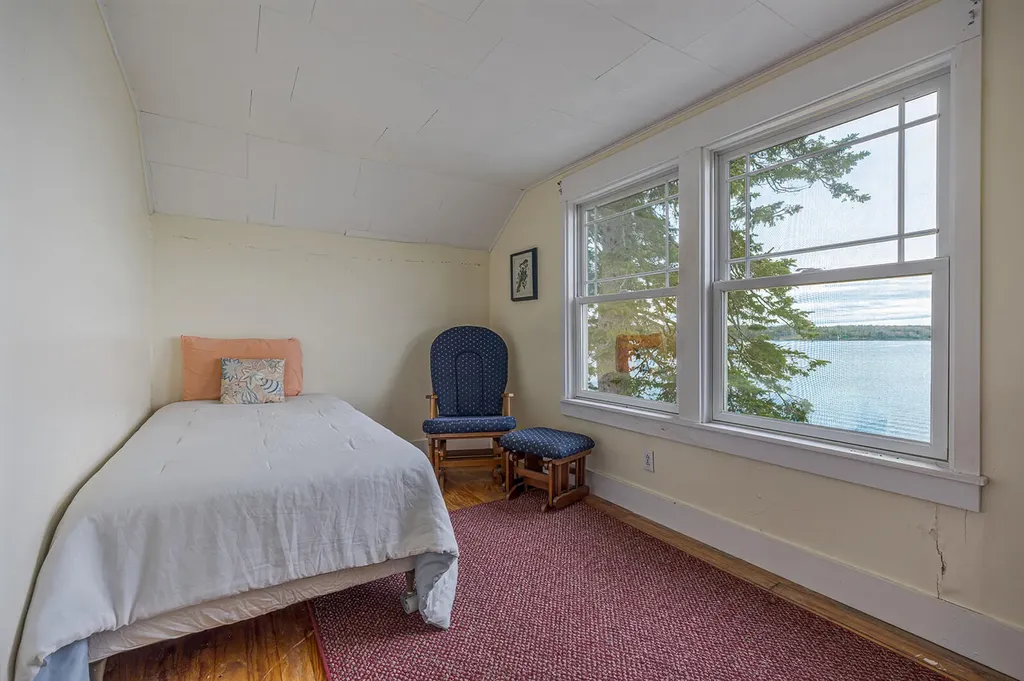20 Lorimer Road Lamoine ME 04605