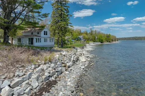 20 Lorimer Road Lamoine ME 04605