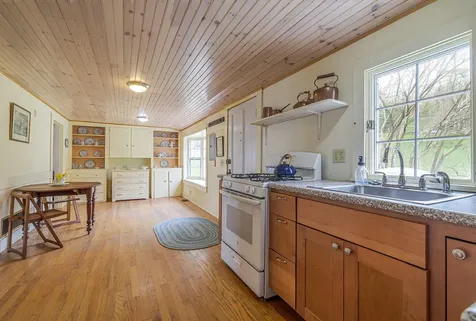 20 Lorimer Road Lamoine ME 04605
