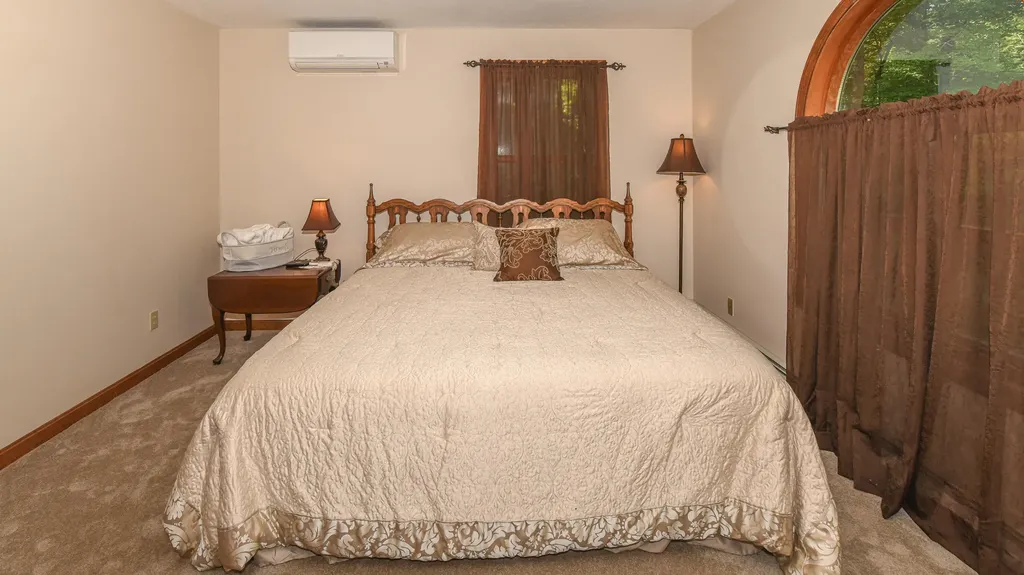 37 Woodland Shore Drive Naples ME 04055