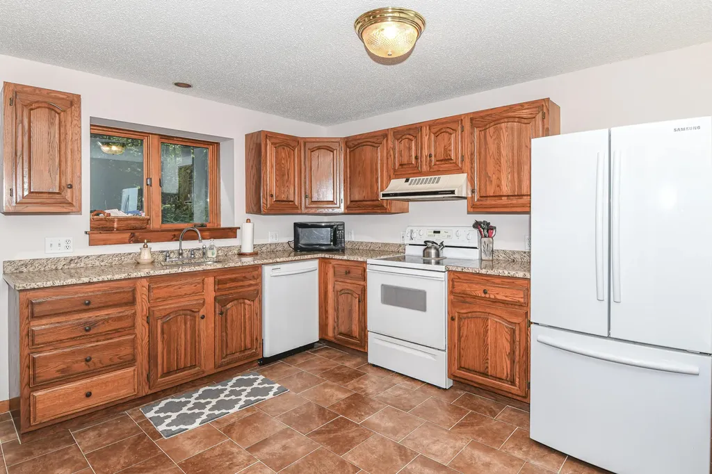 37 Woodland Shore Drive Naples ME 04055