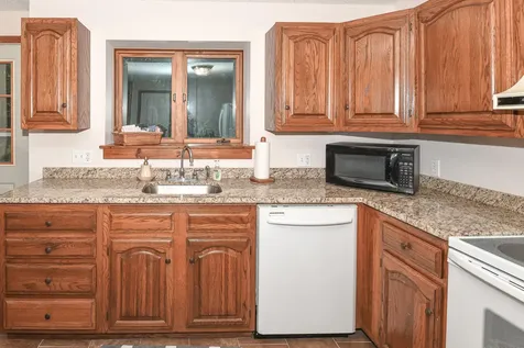 37 Woodland Shore Drive Naples ME 04055
