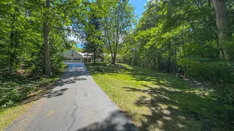37 Woodland Shore Drive Naples ME 04055
