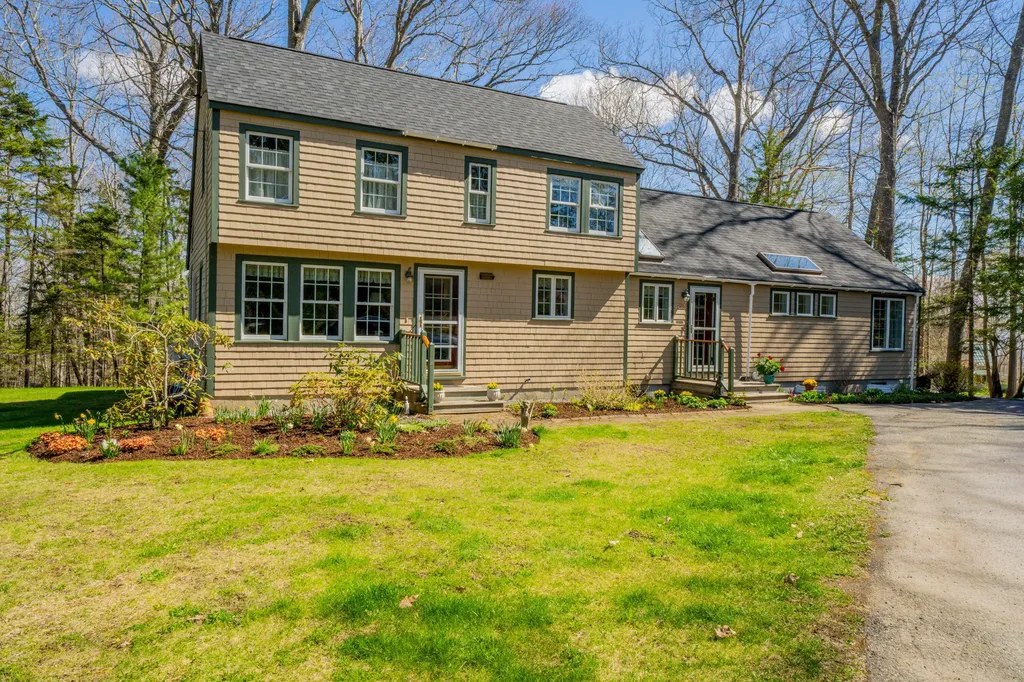 568 Bluff Road Northport ME 04849
