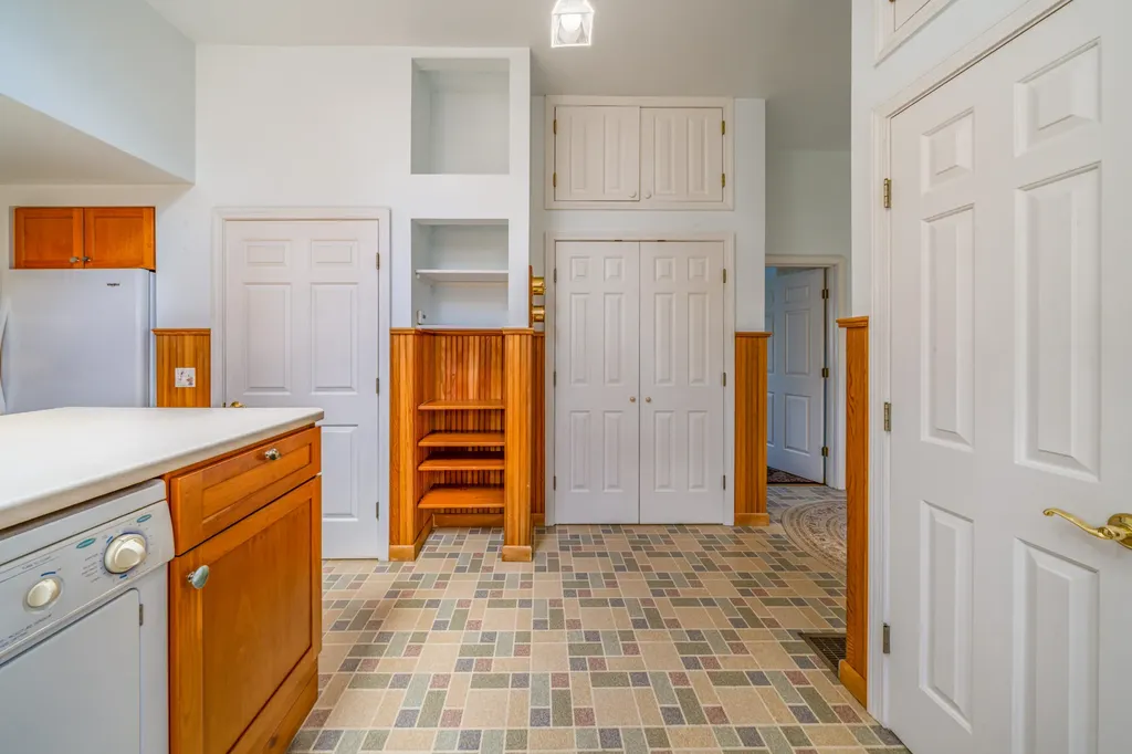 568 Bluff Road Northport ME 04849