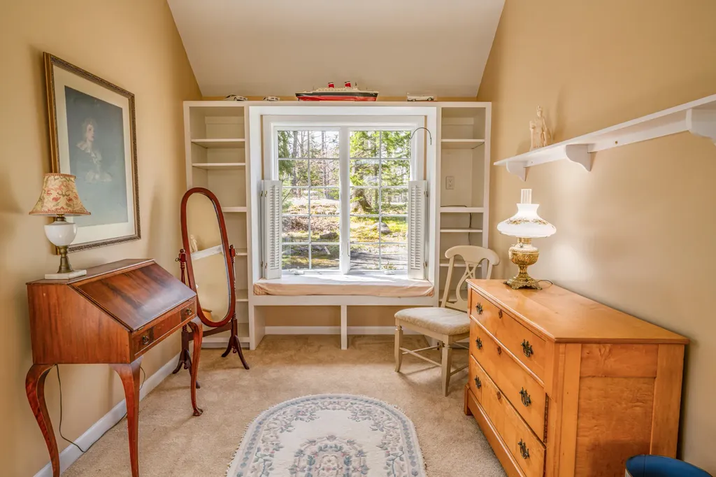 568 Bluff Road Northport ME 04849