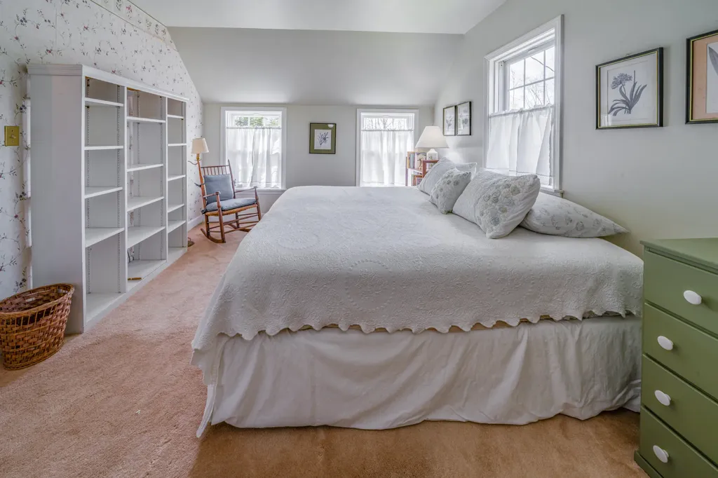 568 Bluff Road Northport ME 04849