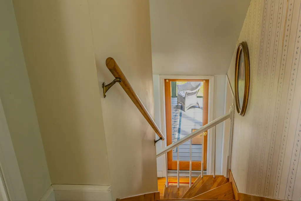 568 Bluff Road Northport ME 04849