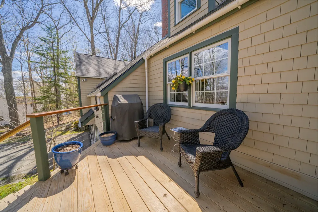 568 Bluff Road Northport ME 04849