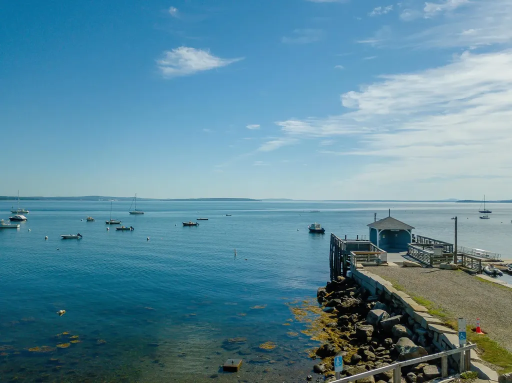 568 Bluff Road Northport ME 04849