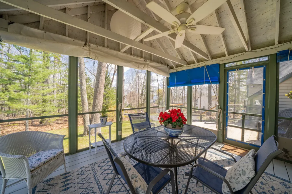 568 Bluff Road Northport ME 04849