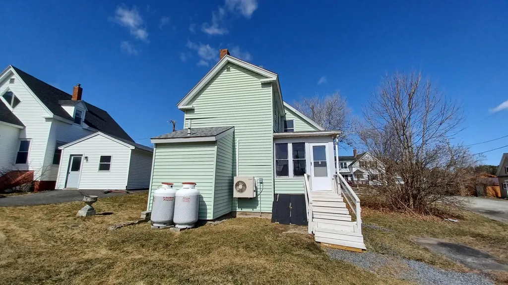 1 Pleasant Street Fairfield ME 04937