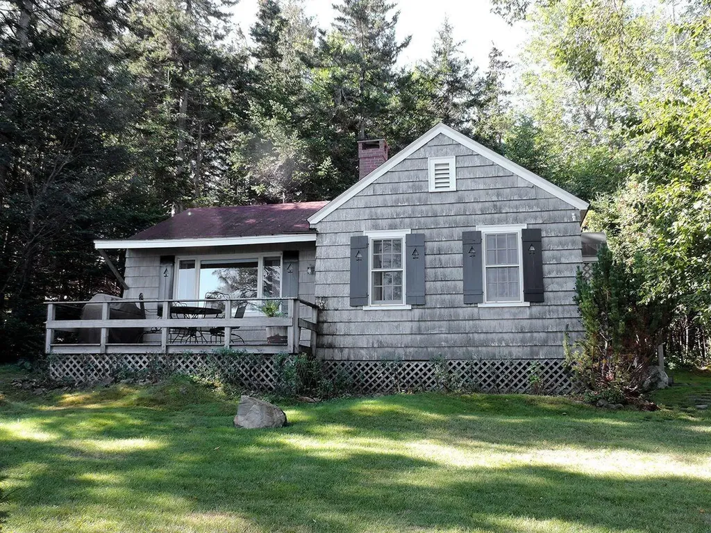 24 Shore Road Southwest Harbor ME 04679