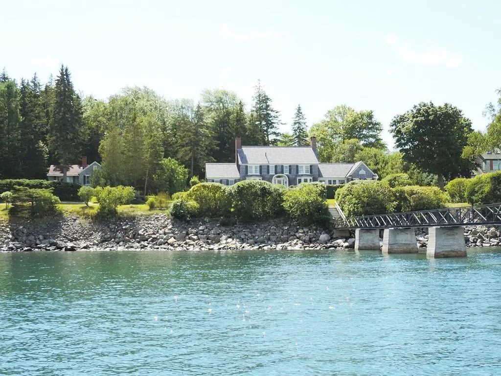 24 Shore Road Southwest Harbor ME 04679