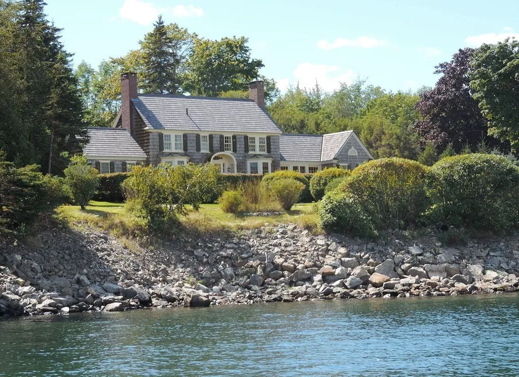 24 Shore Road Southwest Harbor ME 04679