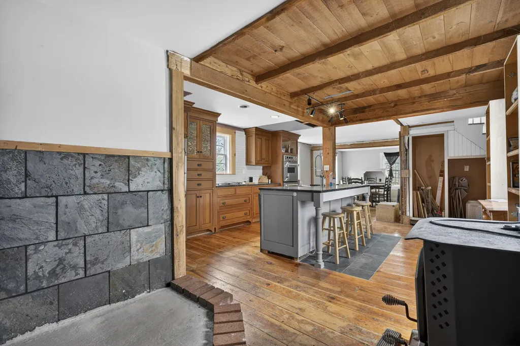 2071 Main Street Hanover ME 04237