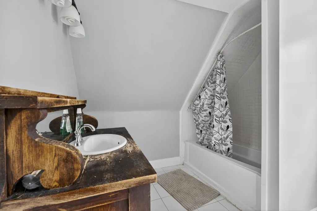 2071 Main Street Hanover ME 04237