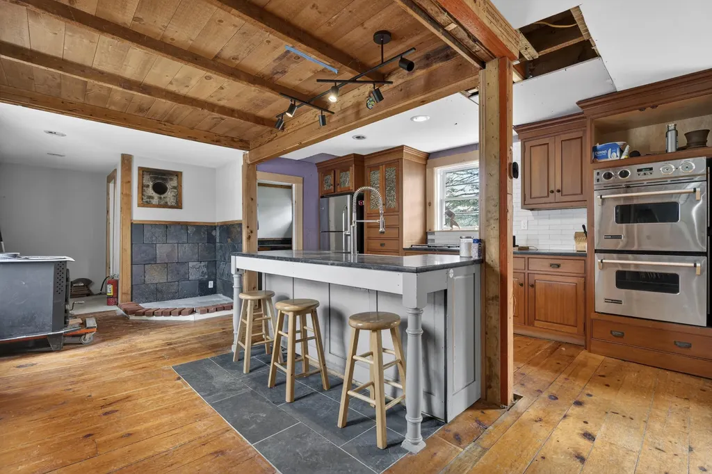 2071 Main Street Hanover ME 04237