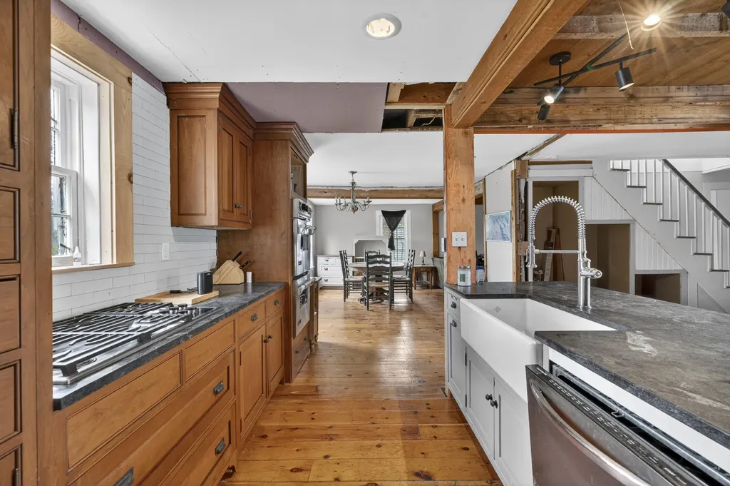 2071 Main Street Hanover ME 04237