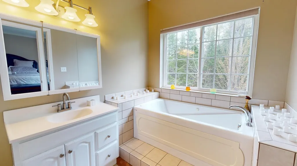 30 Merritt Drive Orono ME 04473