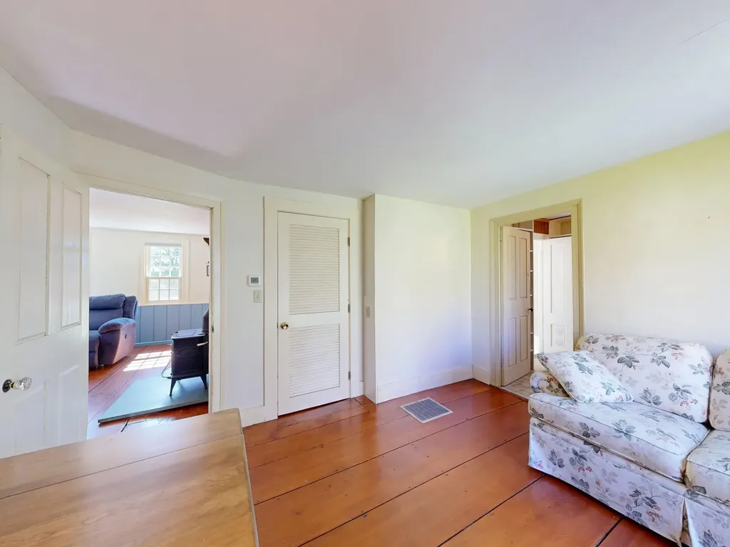 95 Pleasant Point Road Cushing ME 04563