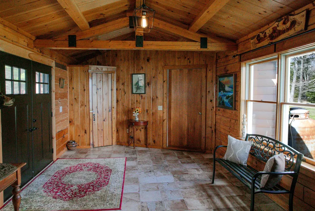 10 Spruce Reach Gouldsboro ME 04607
