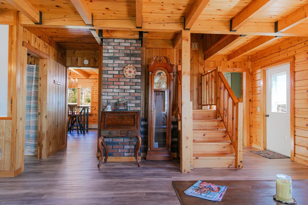 10 Spruce Reach Gouldsboro ME 04607