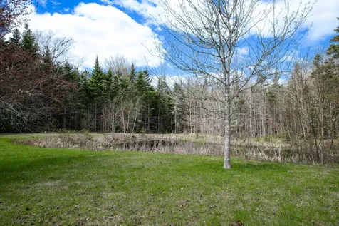 10 Spruce Reach Gouldsboro ME 04607
