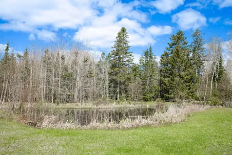 10 Spruce Reach Gouldsboro ME 04607