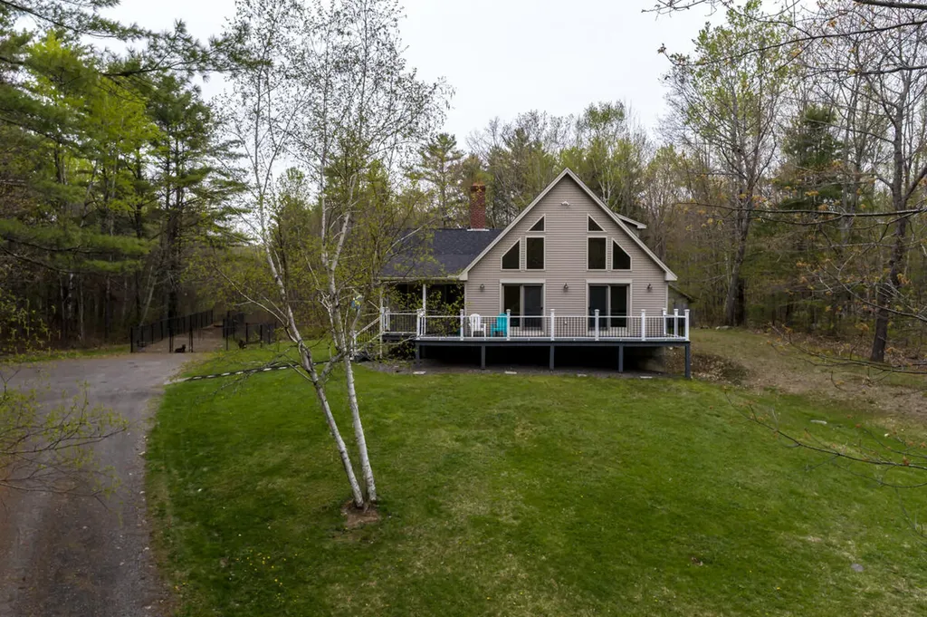 52 Casey Road Windsor ME 04363