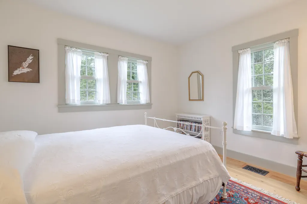 421 Petitmanan Point Road Steuben ME 04680