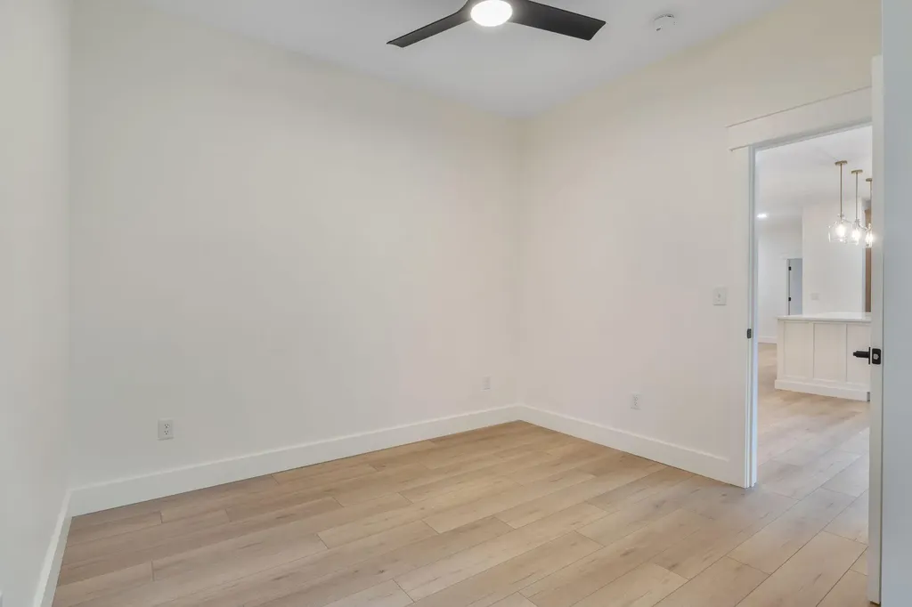 23 Robert Street Buxton ME 04093