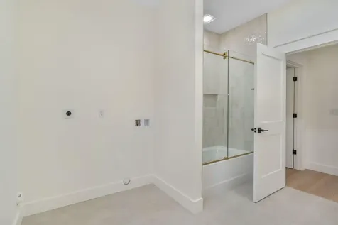23 Robert Street Buxton ME 04093