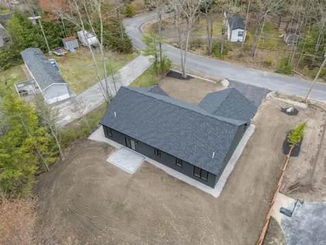 23 Robert Street Buxton ME 04093
