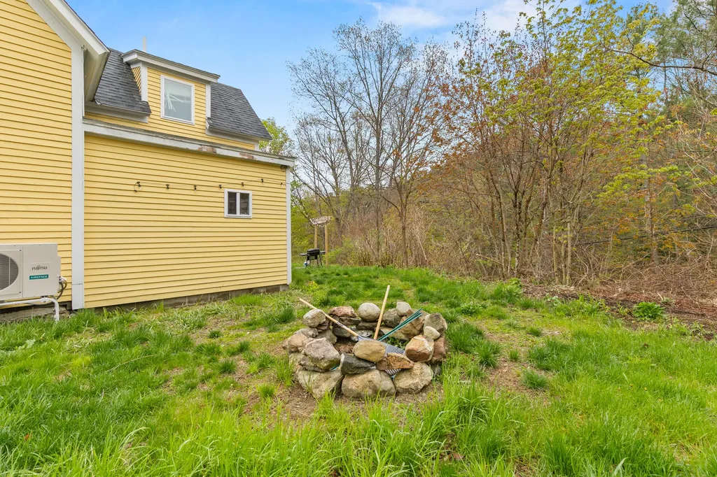 276 Gamage Avenue Auburn ME 04210
