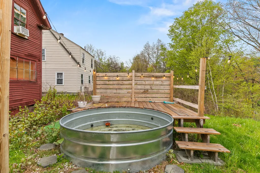 276 Gamage Avenue Auburn ME 04210
