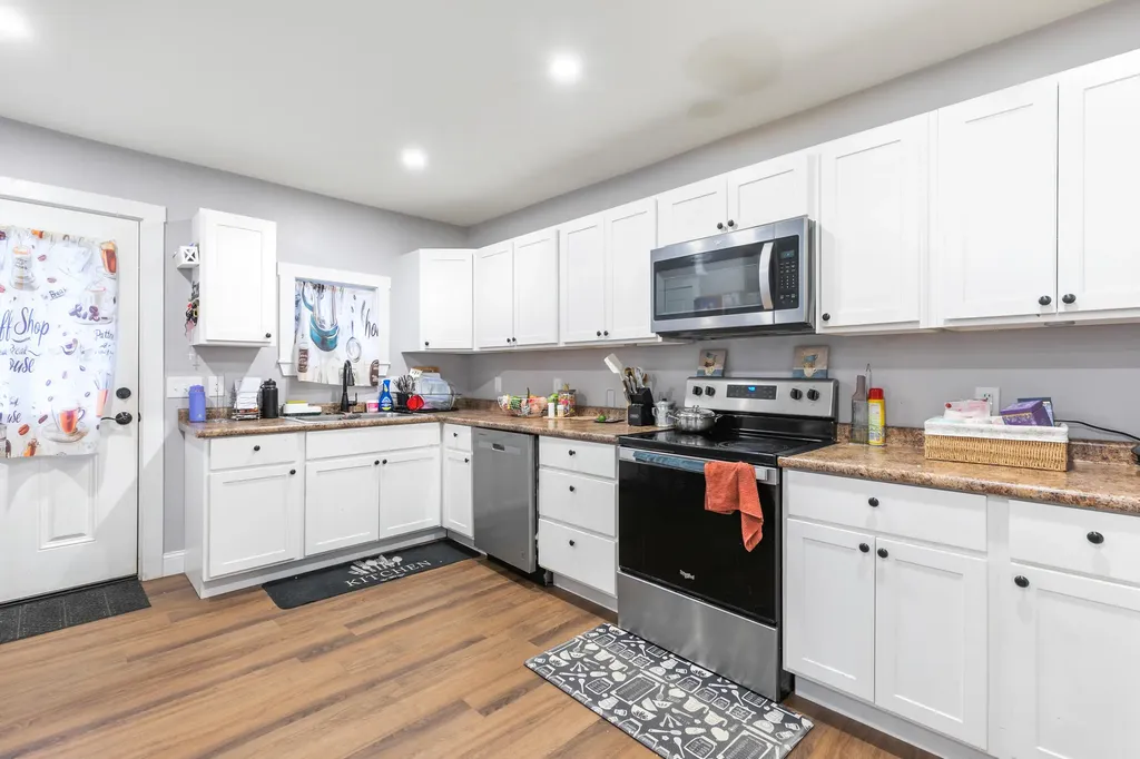 276 Gamage Avenue Auburn ME 04210