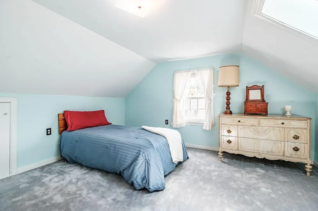 148 Massachusetts Avenue South Portland ME 04106