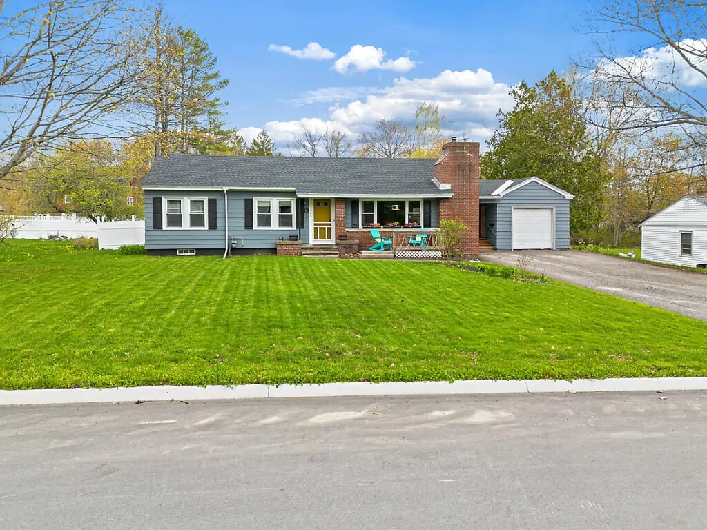 13 Averill Terrace Waterville ME 04901