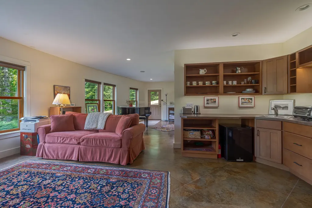 28 Ridgewood Lane Mount Desert ME 04660