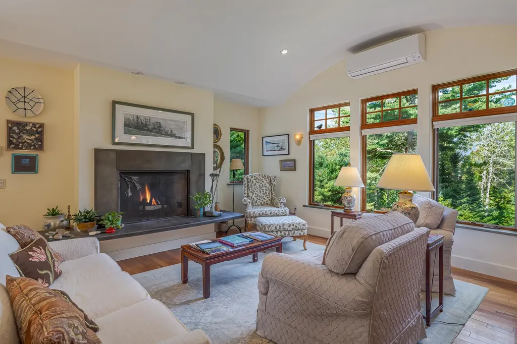 28 Ridgewood Lane Mount Desert ME 04660
