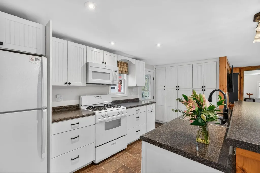 110 Pickerel Pond Road Limerick ME 04048